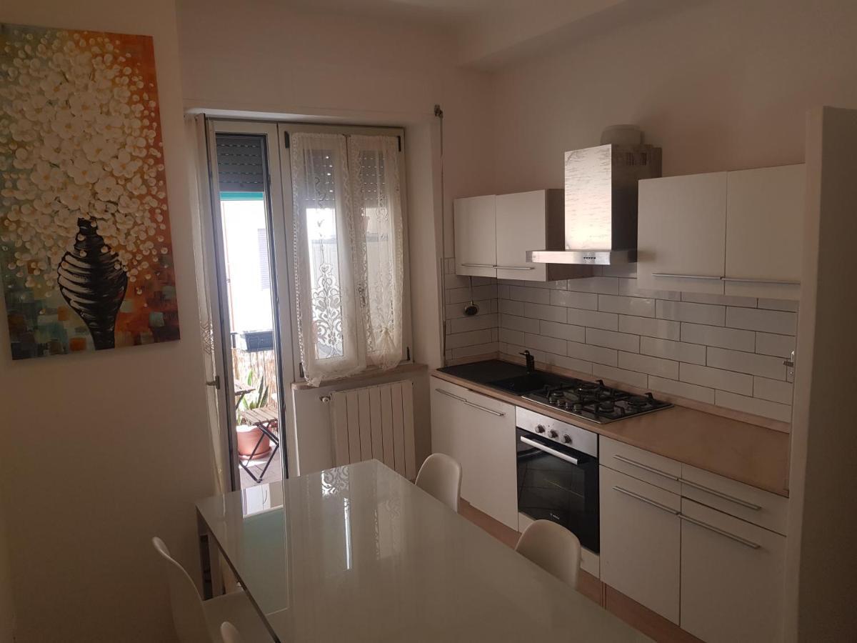 New House Appartement Follonica Buitenkant foto